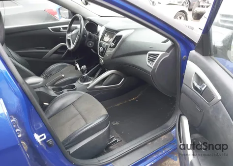 2013 Hyundai Veloster Base W/Black z USA, uszkodzony, nr VIN KMHTC6AD0DU162293